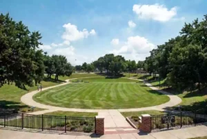 Well-maintained public park in Sapulpa with green lawns and open space
