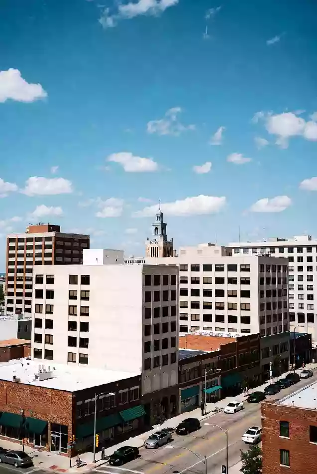 Vertical photo of downtown commercial buildings in Ponca City Oklahoma